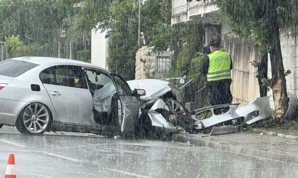 Jedna Osoba Povrije Ena U Saobra Ajnoj Nezgodi U Sutomoru Primorski