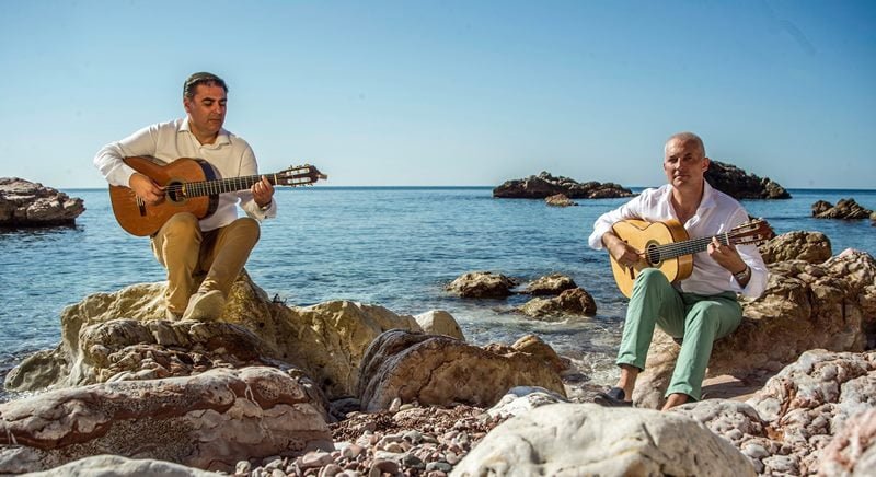  Muzika gitarskog dua Nikčević-Bulatović promoviše i najljepše lokalitete Bara  u svijetu